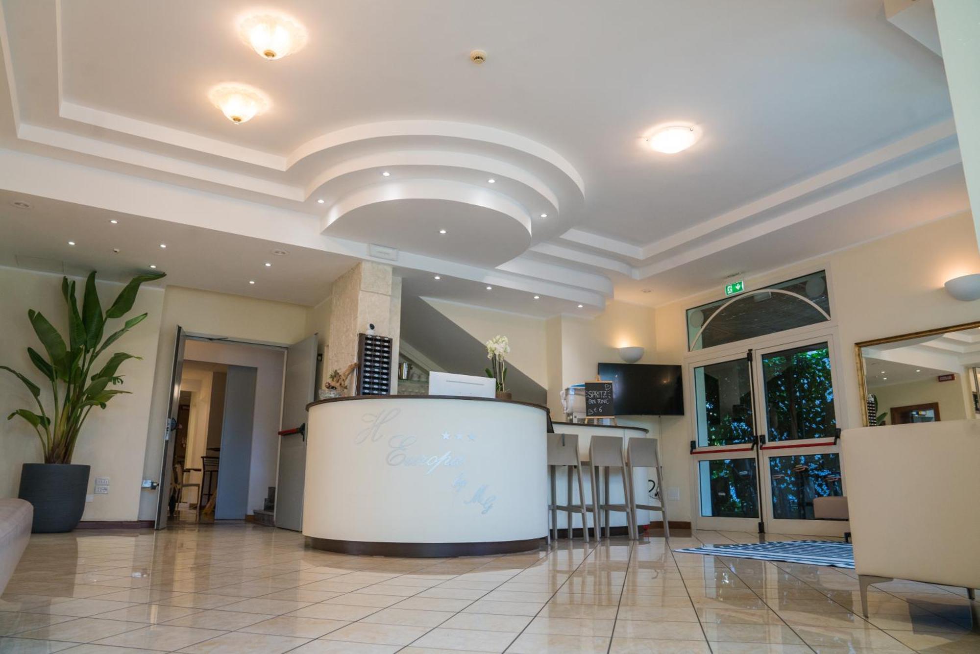 Europa Hotel 3*
